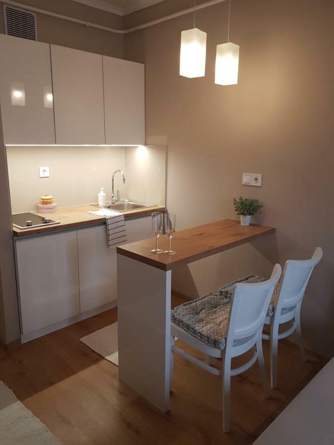 Lia Apartman Apartment Mestecǎneşti Exterior foto